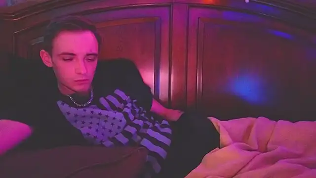 Snapshot of Ilovepussy1911 chatting on 10, 4, 2026 Ilovepussy1911 online show from 10, 4, 2026