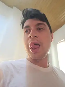 Snapshot of Maracujand80 chatting on 13, 3, 2026 Maracujand80 online show from 13, 3, 2026