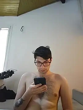 Snapshot of Maracujand80 chatting on 7, 4, 2026 Maracujand80 online show from 7, 4, 2026