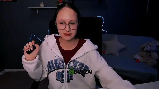 mona cloud online show from 7, 3, 2025