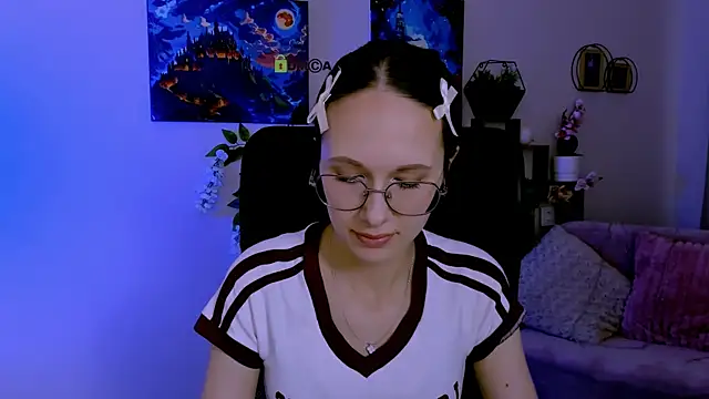 Snapshot of mona_cloud chatting on 12, 7, 2026 mona cloud online show from 12, 7, 2026