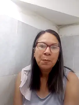 victoria wayne online show from 5, 10, 2025