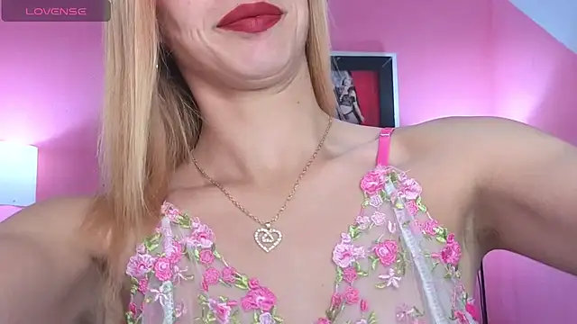 Snapshot of emma_wockll_t chatting on 8, 7, 2026 emma wockll t online show from 8, 7, 2026