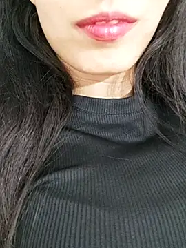 saraaxx1 online show from 11, 11, 2025