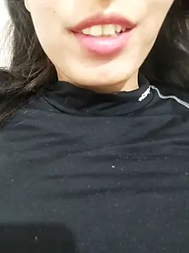 saraaxx1 online show from 3, 12, 2025