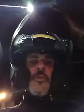 Snapshot of Fzssp chatting on 6, 4, 2026 Fzssp online show from 6, 4, 2026