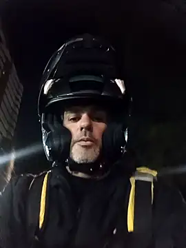 Snapshot of Fzssp chatting on 16, 4, 2026 Fzssp online show from 16, 4, 2026