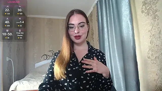 Snapshot of Leila_Kissyu chatting on 26, 4, 2026 Leila Kissyu online show from 26, 4, 2026