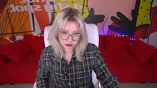 SelenaIris online show from 17, 3, 2025