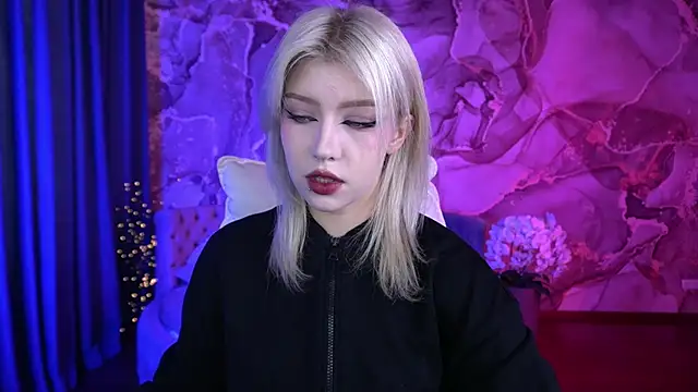 SelenaIris online show from 27, 9, 2025