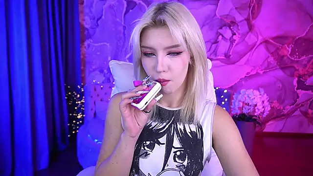 SelenaIris online show from 8, 10, 2025