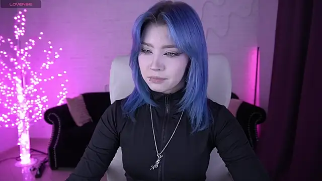 SelenaIris online show from 10, 2, 2026