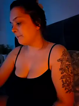 Saucy-Serenity online show from 19, 3, 2025