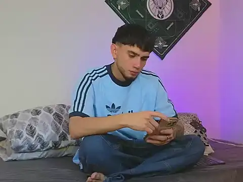 Snapshot of samevansx_ chatting on 9, 10, 2025 samevansx online show from 9, 10, 2025