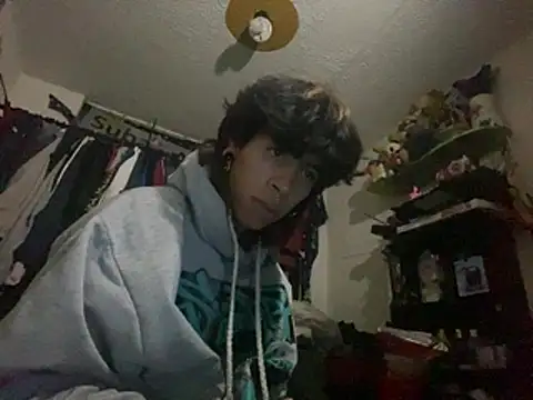 kirito kun online show from 8, 3, 2026