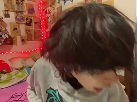 Snapshot of kirito_kun chatting on 27, 4, 2026 kirito kun online show from 27, 4, 2026