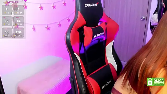 LindaSilverstone online show from 10, 10, 2025