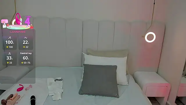 Snapshot of riri_candy chatting on 5, 10, 2025 riri candy online show from 5, 10, 2025