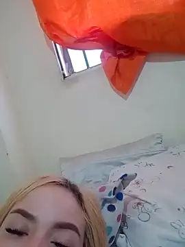 sara crushx online show from 7, 3, 2025