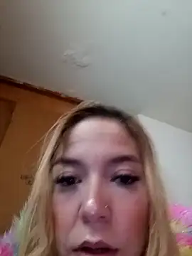 sara crushx online show from 15, 9, 2025