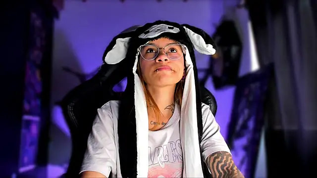 Snapshot of sofiafenty chatting on 4, 10, 2025 sofiafenty online show from 4, 10, 2025