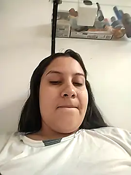 Snapshot of esmeralda_jadees chatting on 22, 4, 2026 esmeralda jadees online show from 22, 4, 2026