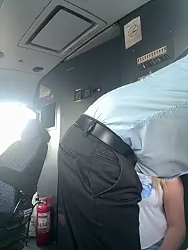 Snapshot of Alicedream5 chatting on 22, 9, 2025 Alicedream5 online show from 22, 9, 2025