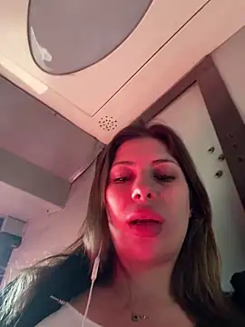 Snapshot of Alicedream5 chatting on 22, 10, 2025 Alicedream5 online show from 22, 10, 2025