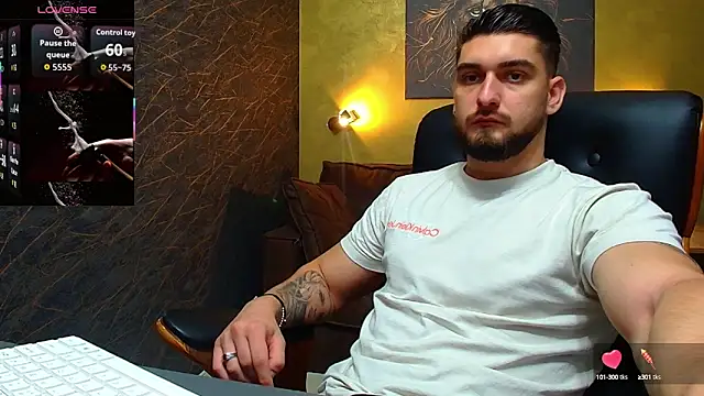 Snapshot of MatiasDean chatting on 12, 9, 2025 MatiasDean online show from 12, 9, 2025