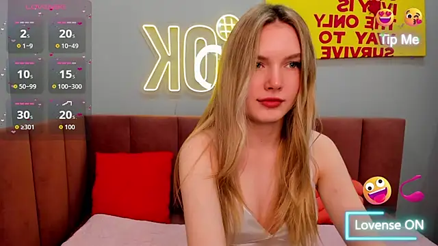 Snapshot of EvelineAmore chatting on 24, 3, 2026 EvelineAmore online show from 24, 3, 2026