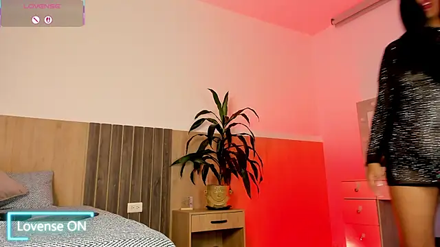 Snapshot of _SamantaGomez chatting on 2, 3, 2026 SamantaGomez online show from 2, 3, 2026