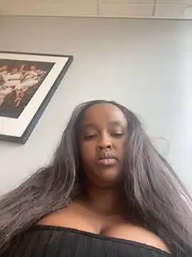 BadbitchK online show from 6, 3, 2025