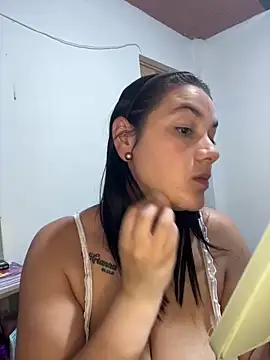 Snapshot of roldanmary chatting on 10, 2, 2026 roldanmary online show from 10, 2, 2026