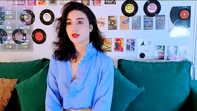 Maya Rogerss online show from 29, 5, 2026