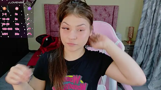 Snapshot of sweet__thang chatting on 14, 4, 2026 sweet thang online show from 14, 4, 2026