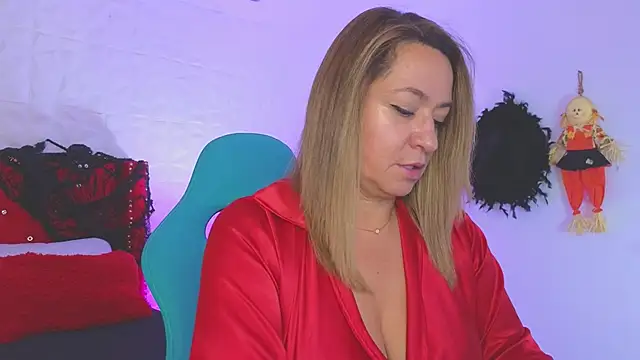 Snapshot of weet_Evans___ chatting on 1, 11, 2025 weet Evans online show from 1, 11, 2025