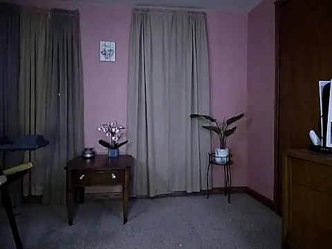 Snapshot of AlicePayne chatting on 17, 3, 2025 AlicePayne online show from 17, 3, 2025