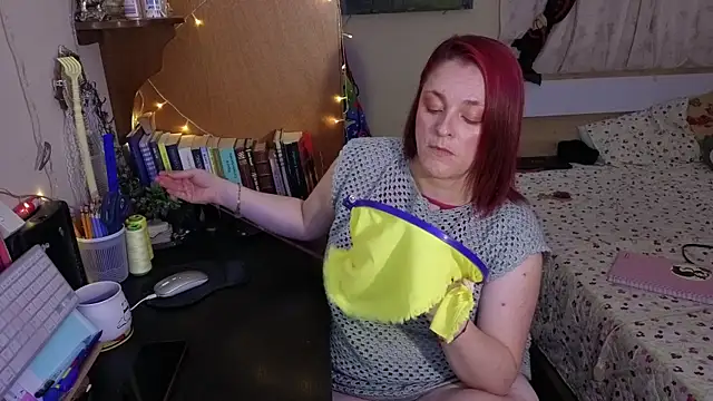 ValkaBlue online show from 6, 10, 2025