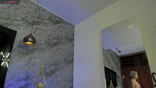 Snapshot of Samantha-Harpper chatting on 19, 10, 2025 Samantha-Harpper online show from 19, 10, 2025