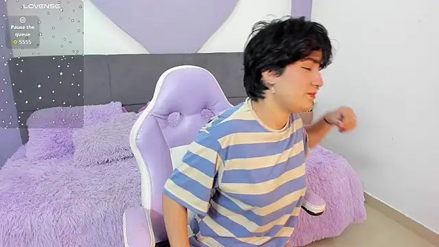 emma cute7 online show from 2, 4, 2026