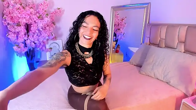 naia xo online show from 1, 12, 2025