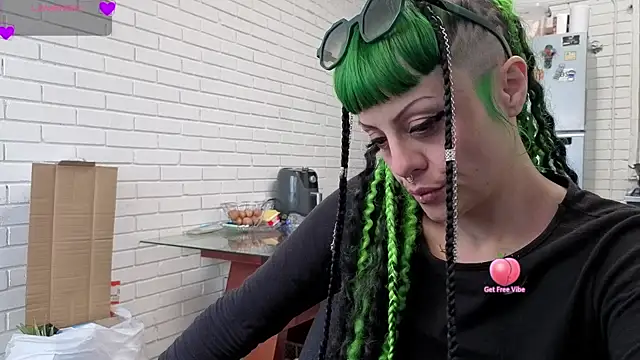 Snapshot of freyaa_sorcerees chatting on 8, 9, 2025 freyaa sorcerees online show from 8, 9, 2025