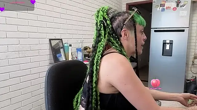 Snapshot of freyaa_sorcerees chatting on 3, 10, 2025 freyaa sorcerees online show from 3, 10, 2025