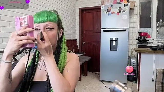 Snapshot of freyaa_sorcerees chatting on 4, 10, 2025 freyaa sorcerees online show from 4, 10, 2025