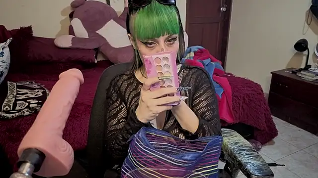 freyaa sorcerees online show from 14, 1, 2026