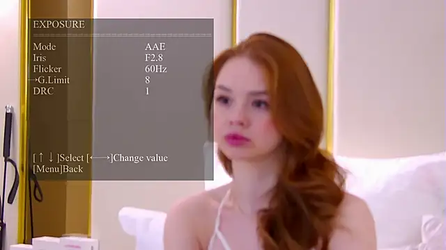 Snapshot of MiraBliss chatting on 5, 4, 2026 MiraBliss online show from 5, 4, 2026