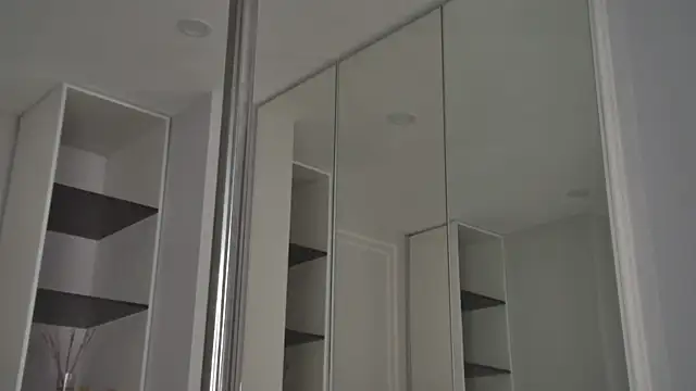 Snapshot of MiraBliss chatting on 19, 4, 2026 MiraBliss online show from 19, 4, 2026