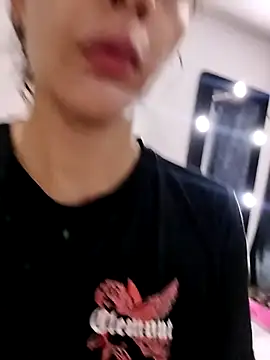 hotsexass online show from 8, 4, 2026