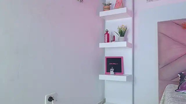 eva sin18 online show from 23, 9, 2025