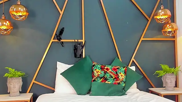 Snapshot of Lia_Valmont chatting on 2, 3, 2026 Lia Valmont online show from 2, 3, 2026